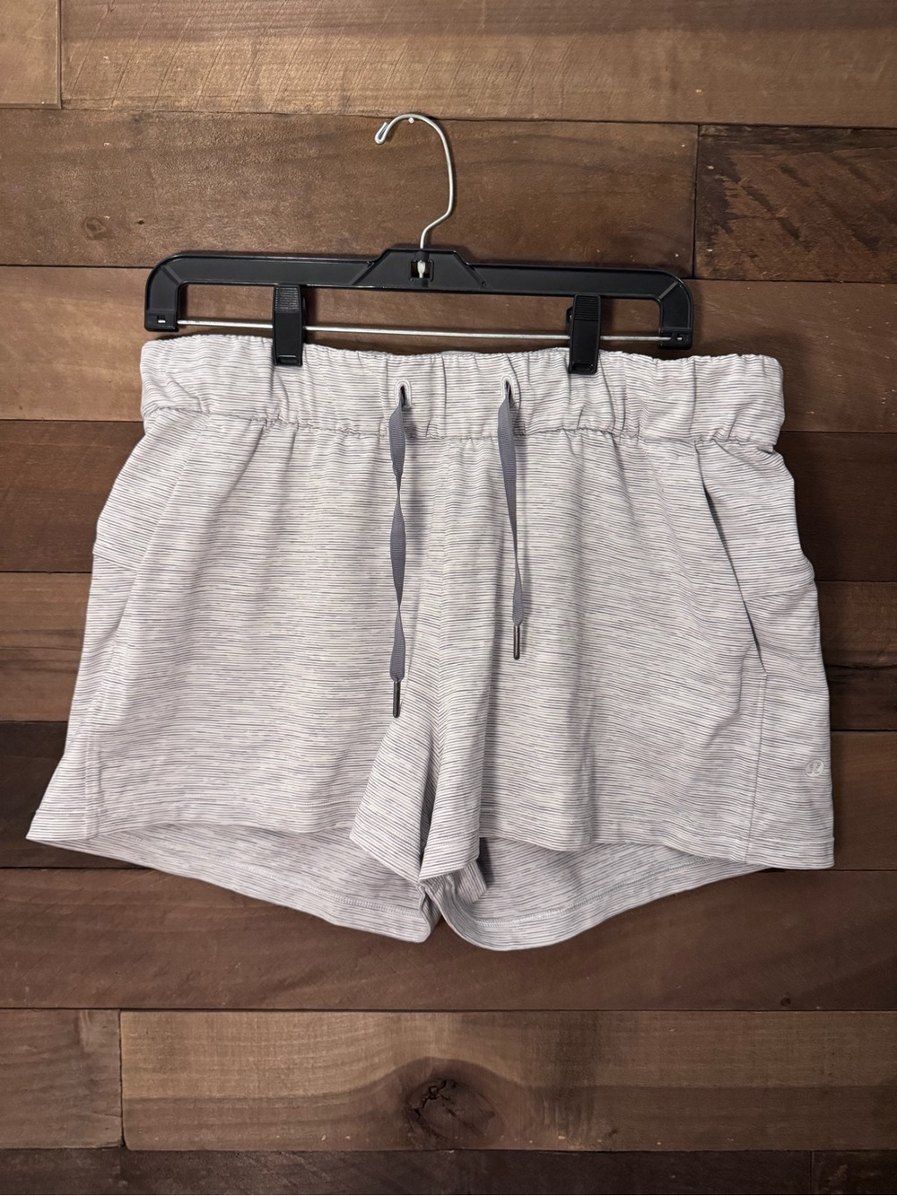 Lululemon Light Gray Women’s Athletic Drawstring Shorts